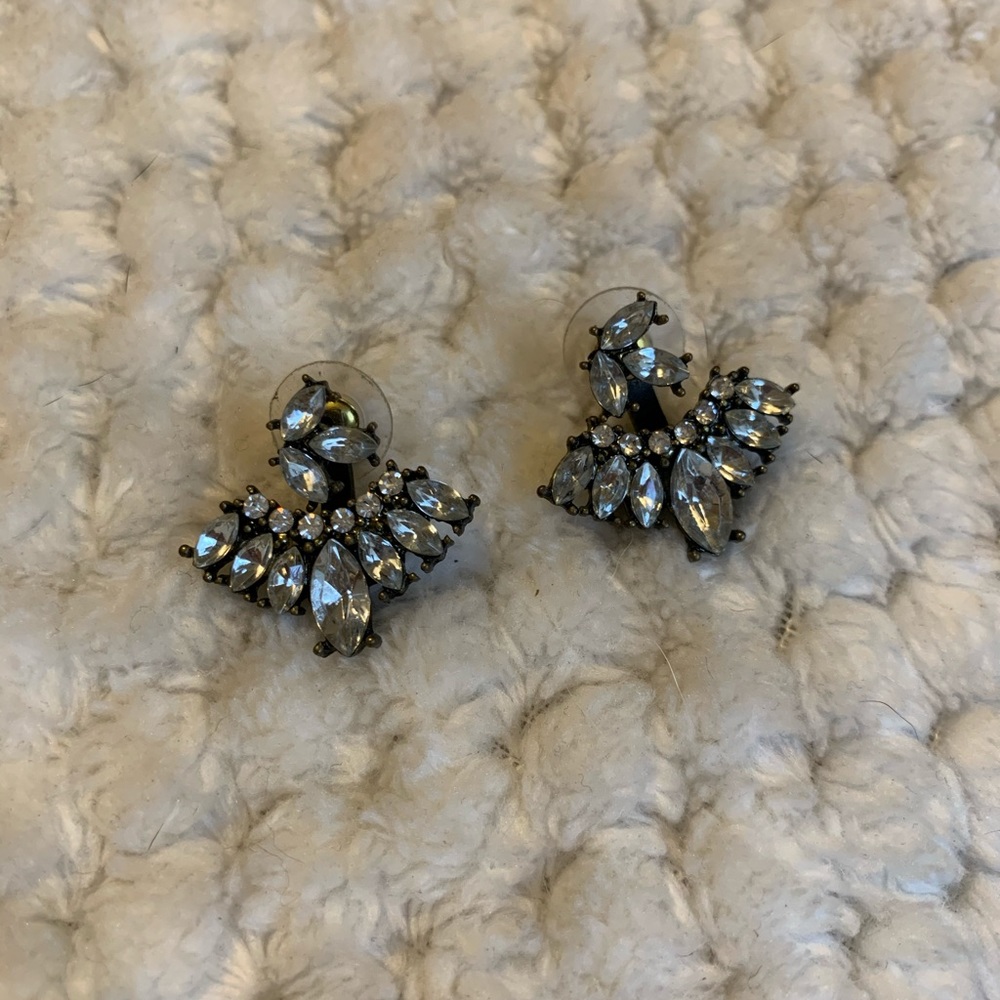 3 piece earrings